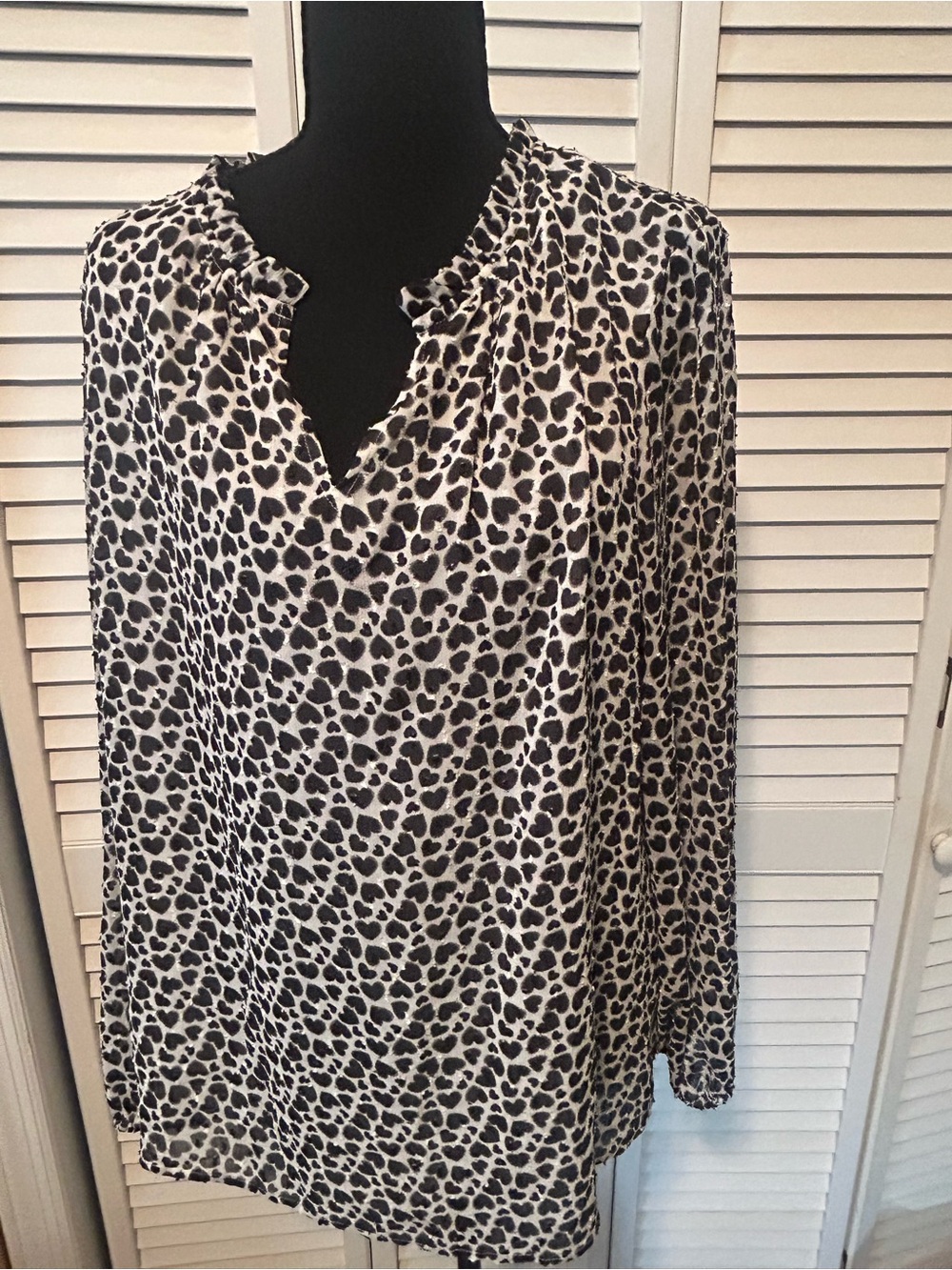 Black and White Heart Print Women's Blouse